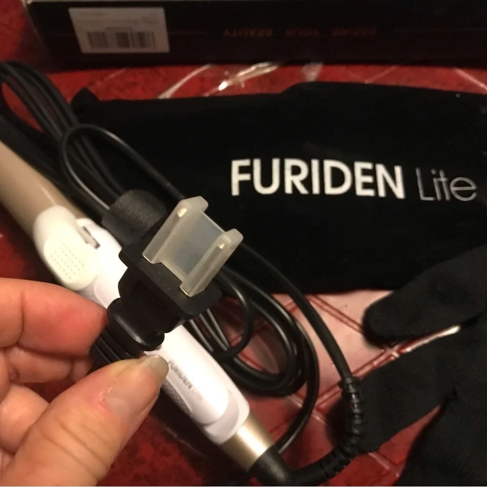 NWT Furiden Lite Dual-Voltage Curling Iron